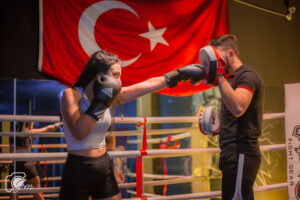 Kickboxing Photoshoot for the beautiful Melek Akıncı smiling